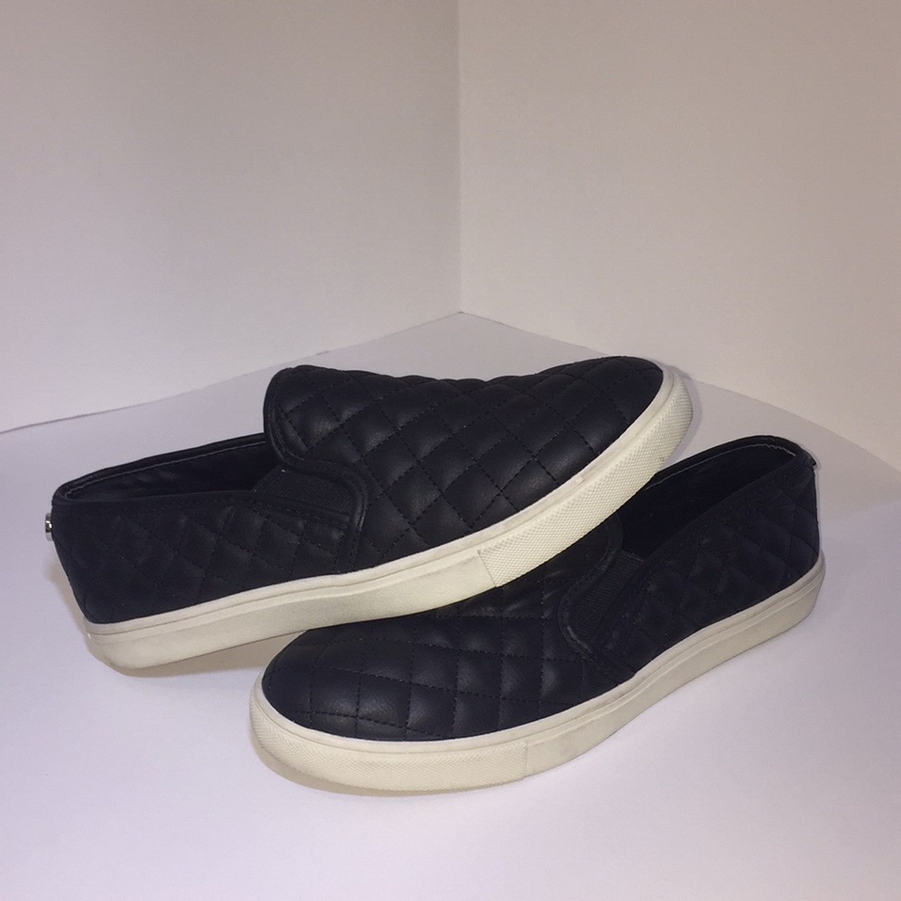 Steve Madden flats